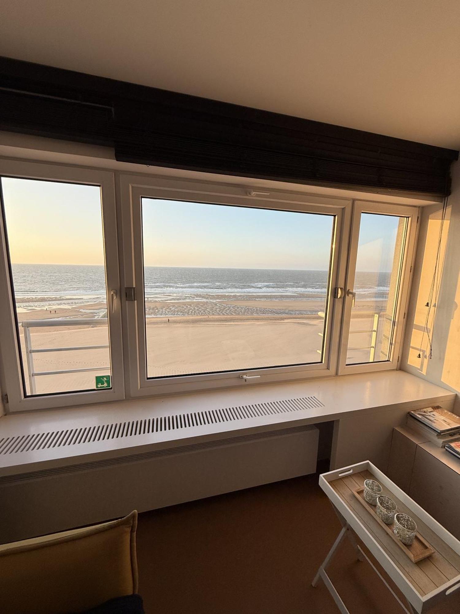 Sea View Apartment Mariakerke-Bad - La Brise ออสเทนด์ ภายนอก รูปภาพ